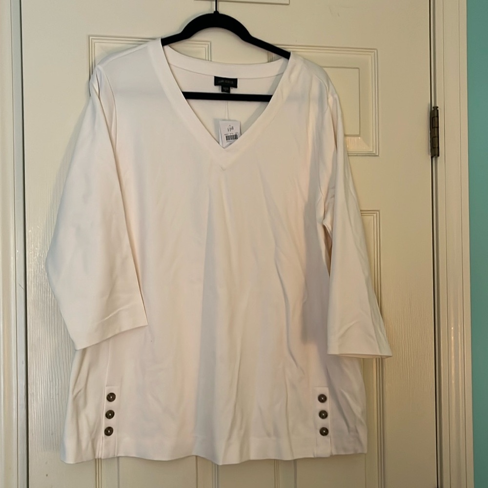 NWT JJill long sleeved top with buttons. XL